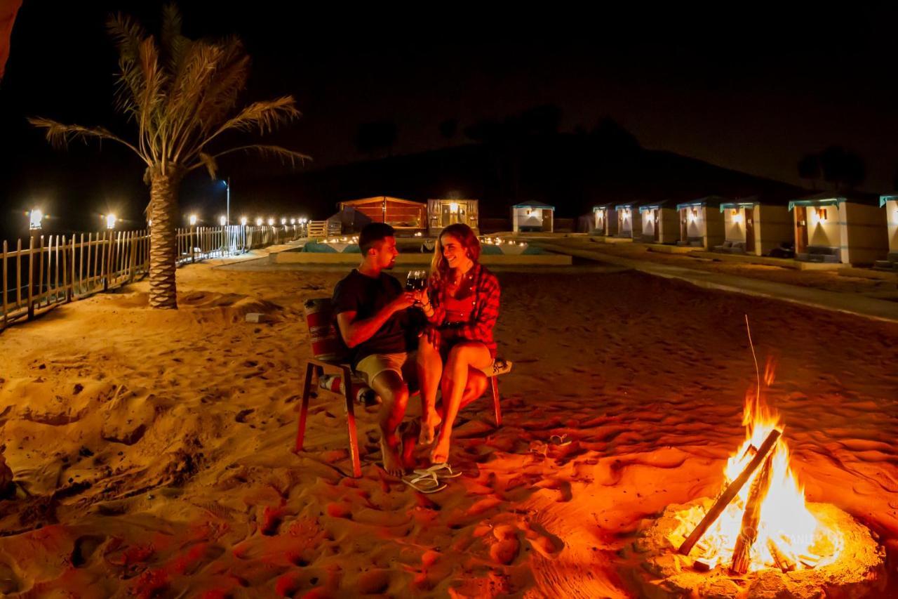 Bedouin Oasis Desert Camp- Ras Al Khaimah Bagian luar foto