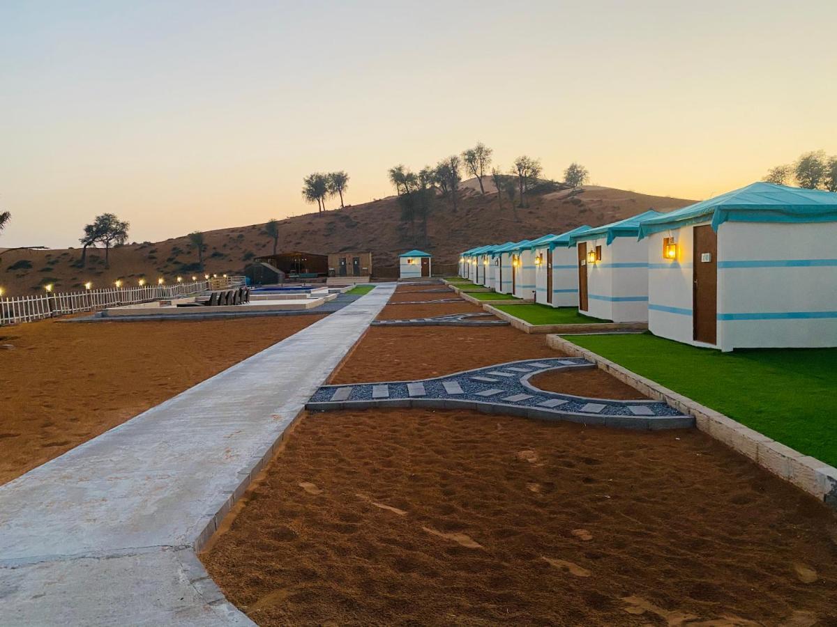Bedouin Oasis Desert Camp- Ras Al Khaimah Bagian luar foto