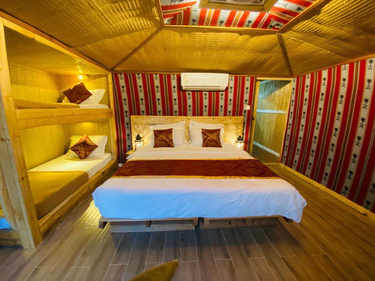 Bedouin Oasis Desert Camp- Ras Al Khaimah Bagian luar foto
