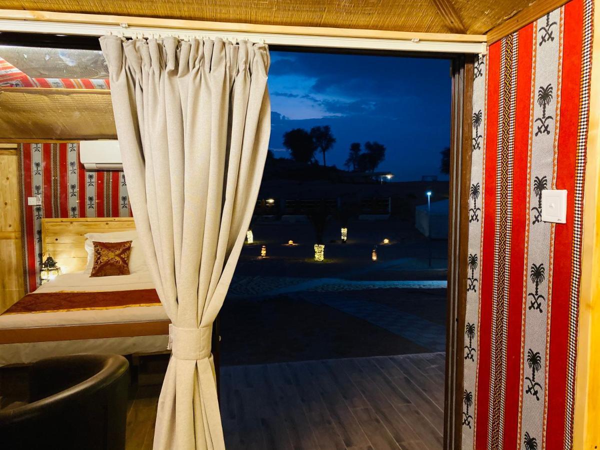 Bedouin Oasis Desert Camp- Ras Al Khaimah Bagian luar foto